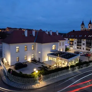 https://1552-boutique-hotel.egerhotels.net